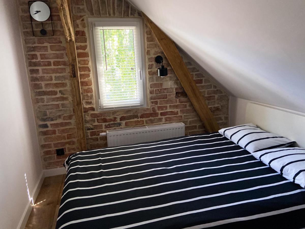 19 Hostel
